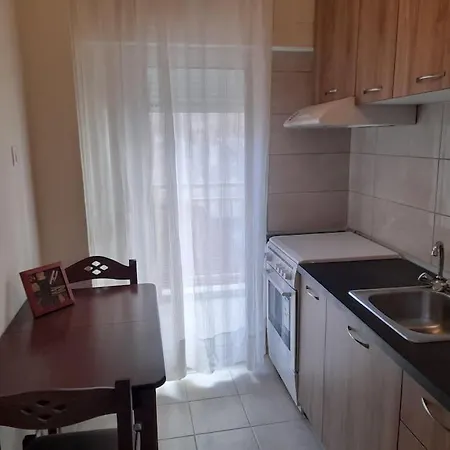 ήσυχο & άνετο στο κέντρο λάρισας Apartman