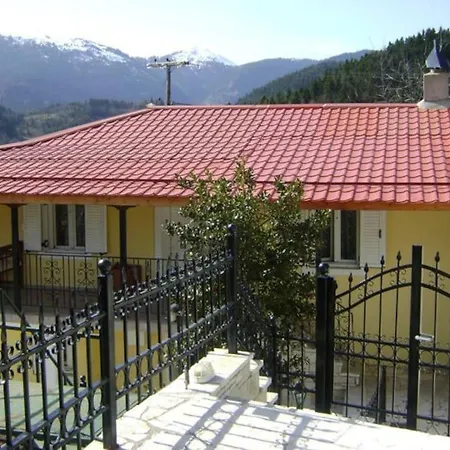 σπίτι στη λίμνη πλαστήρα μπελοκομίτη Holiday home *