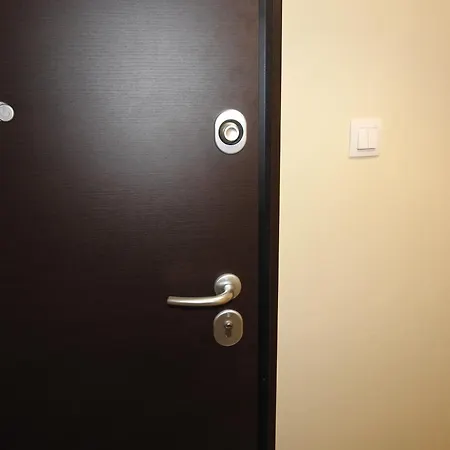 ήσυχο & άνετο στο κέντρο λάρισας * Larissa