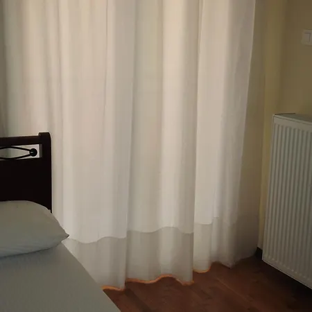 ήσυχο & άνετο στο κέντρο λάρισας Apartamento *