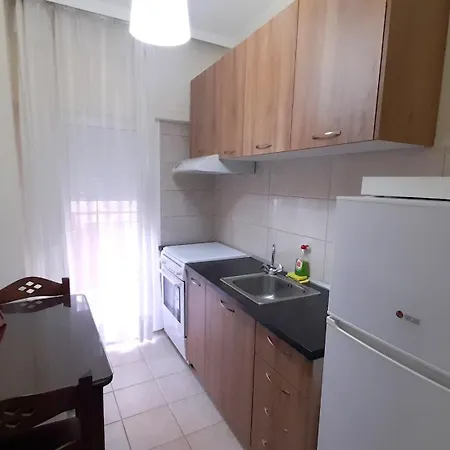 ήσυχο & άνετο στο κέντρο λάρισας Apartman Lárisza