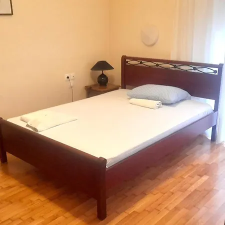 ήσυχο & άνετο στο κέντρο λάρισας Apartamento Larissa