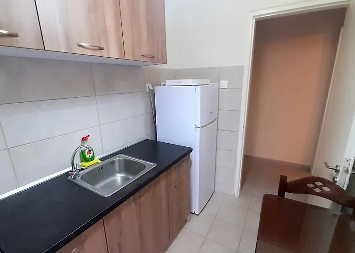 شقة ήσυχο & άνετο στο κέντρο λάρισας